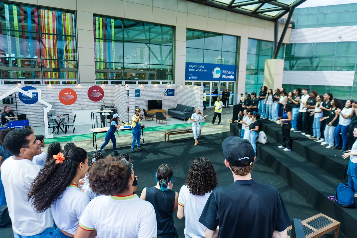 Viagem pelo mundo da mineração encanta estudantes baianos por Divulgação Ibram