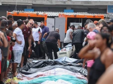 Imagem - 'Polícia é bandido protegido pela lei': moradores protestam após operação com 128 mortos no Rio