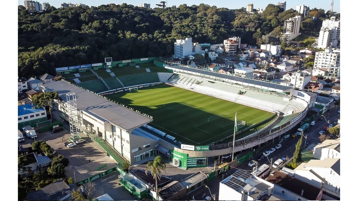 Alfredo Jaconi (Juventude) – 9 por Divulgação