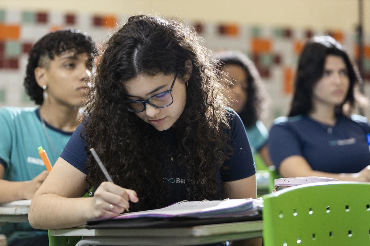 Bernoulli Educação por Divulgação Bernoulli Educação