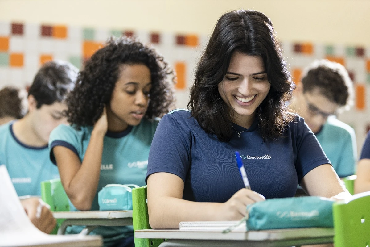 Bernoulli Educação por Divulgação Bernoulli Educação