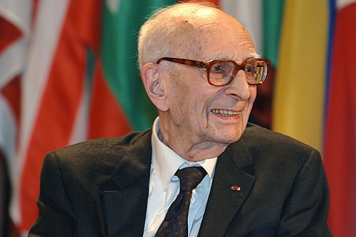 O antropólogo francês Claude Lévi-Strauss morreu aos 100 anos, em 2009 por Michel Ravassard/Unesco