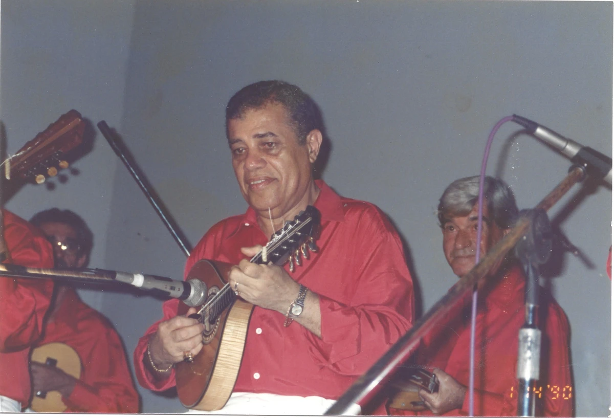 Mestre do choro e virtuose do bandolim, Evandro do Bandolim encantou gerações com sua técnica impecável. Faleceu em 1993, vítima de complicações cardíacas por Reprodução