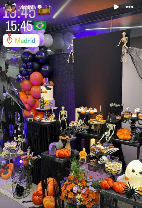 Festa de Halloween de Virginia na casa de Vini Jr. por Reprodução