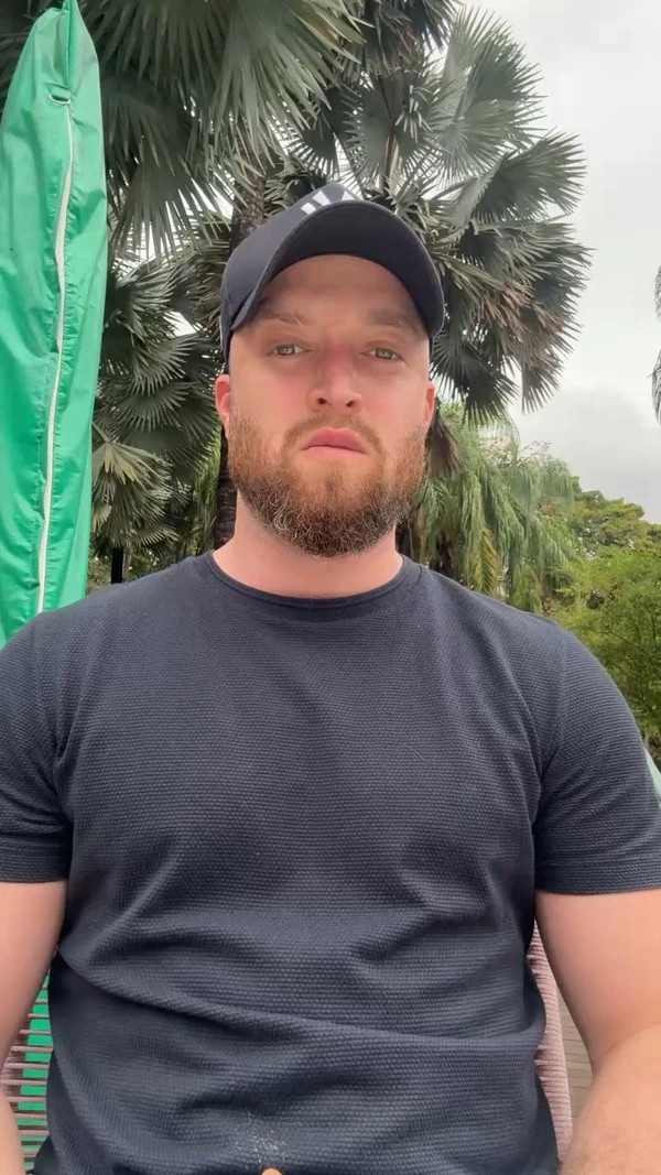 Médico com 1,5 milhão de seguidores é condenado a remover conteúdo falso sobre câncer das redes por Reprodução