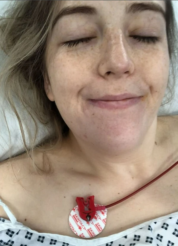 Natalie Kunicki por Reprodução