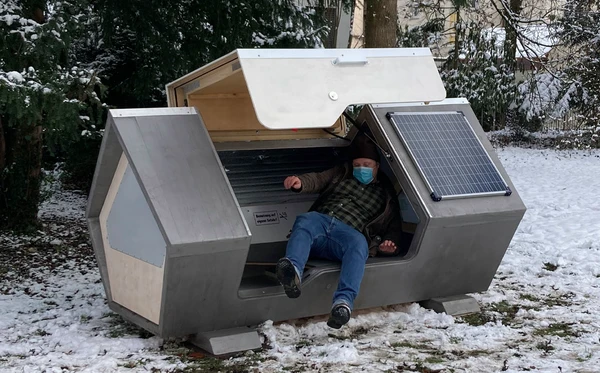  Prefeitura autorizou a instalação de pequenas cabines destinadas ao uso de cidadãos vulneráveis por Reprodução