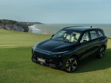 Imagem - GWM lança veículo de luxo com seis lugares e 517 cv de potência; saiba quanto custa