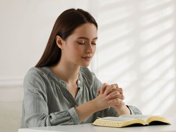 Imagem - 5 orações e salmos para afastar maus pensamentos e acalmar o coração