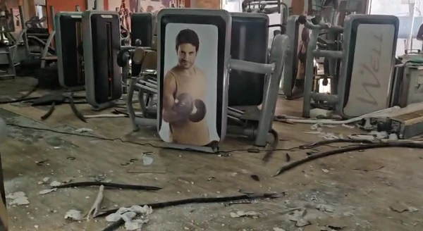 Dono do imóvel denunciam depredação de espaço ocupado por academia por Reprodução