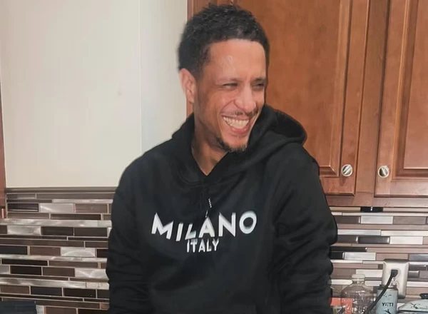 Floyd Roger Myers Jr. por Reprodução