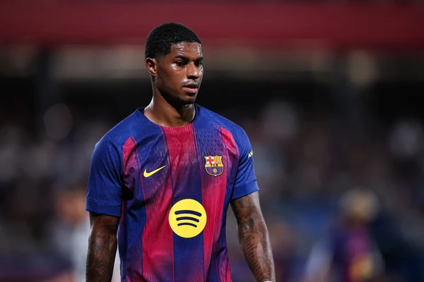 O jogador Marcus Rashford, atualmente no Barcelona, nasceu nessa data, em 1997 por Reprodução