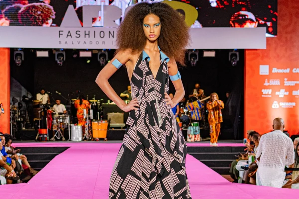 Vestido confeccionado com viscose usado no AFD 2024