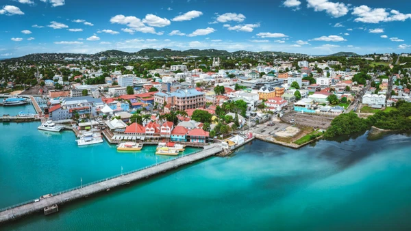 Em 1981, Antígua e Barbuda obtém independência do Reino Unido por Divulgação