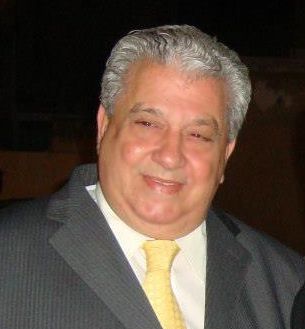 Ary Kara foi um político brasileiro, ex-deputado e ex-prefeito de Taubaté. Morreu aos 74 anos, em 2011, de falência múltipla dos órgãos. por Reprodução