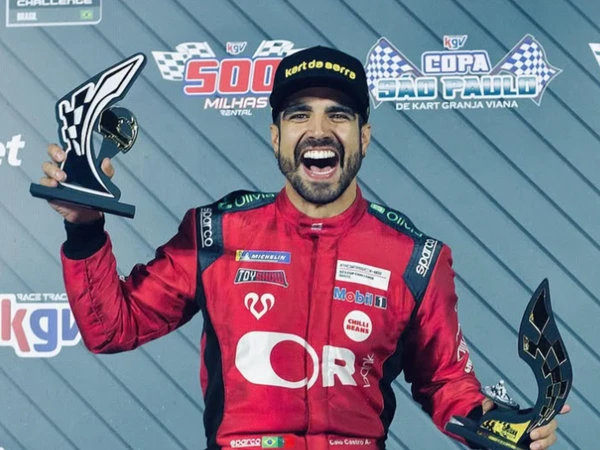 Caio Castro por Reprodução