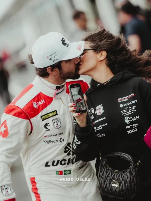 Caio Castro e namorada Vitória Bohn por Reprodução