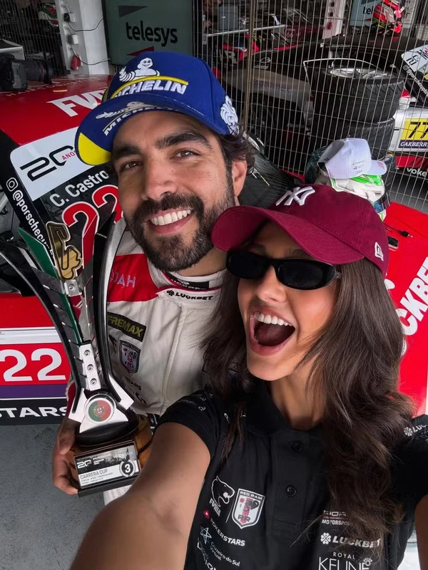 Caio Castro e namorada Vitória Bohn por Reprodução
