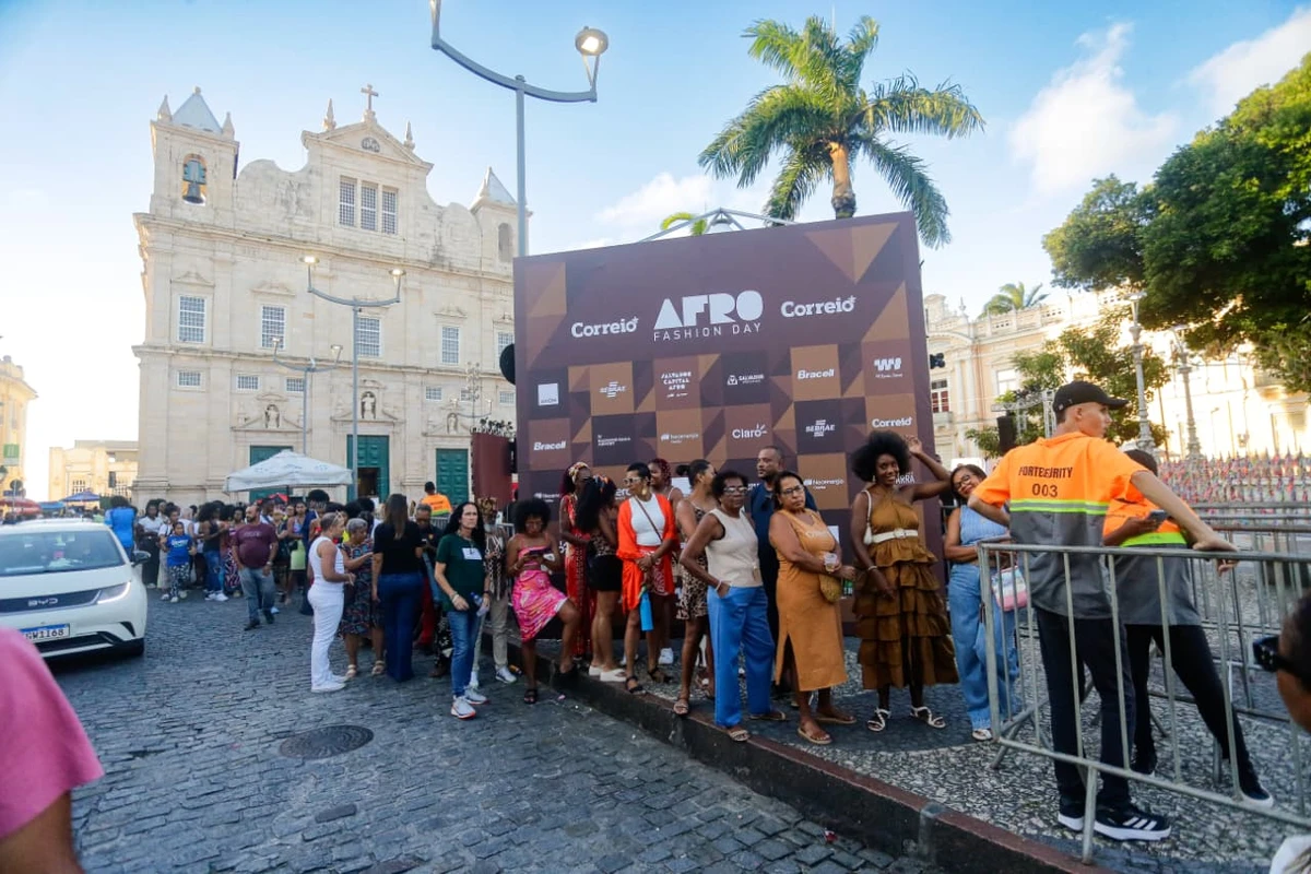 Bastidores do Afro Fashion Day e Feira da Sé por Arisson Marinho/CORREIO
