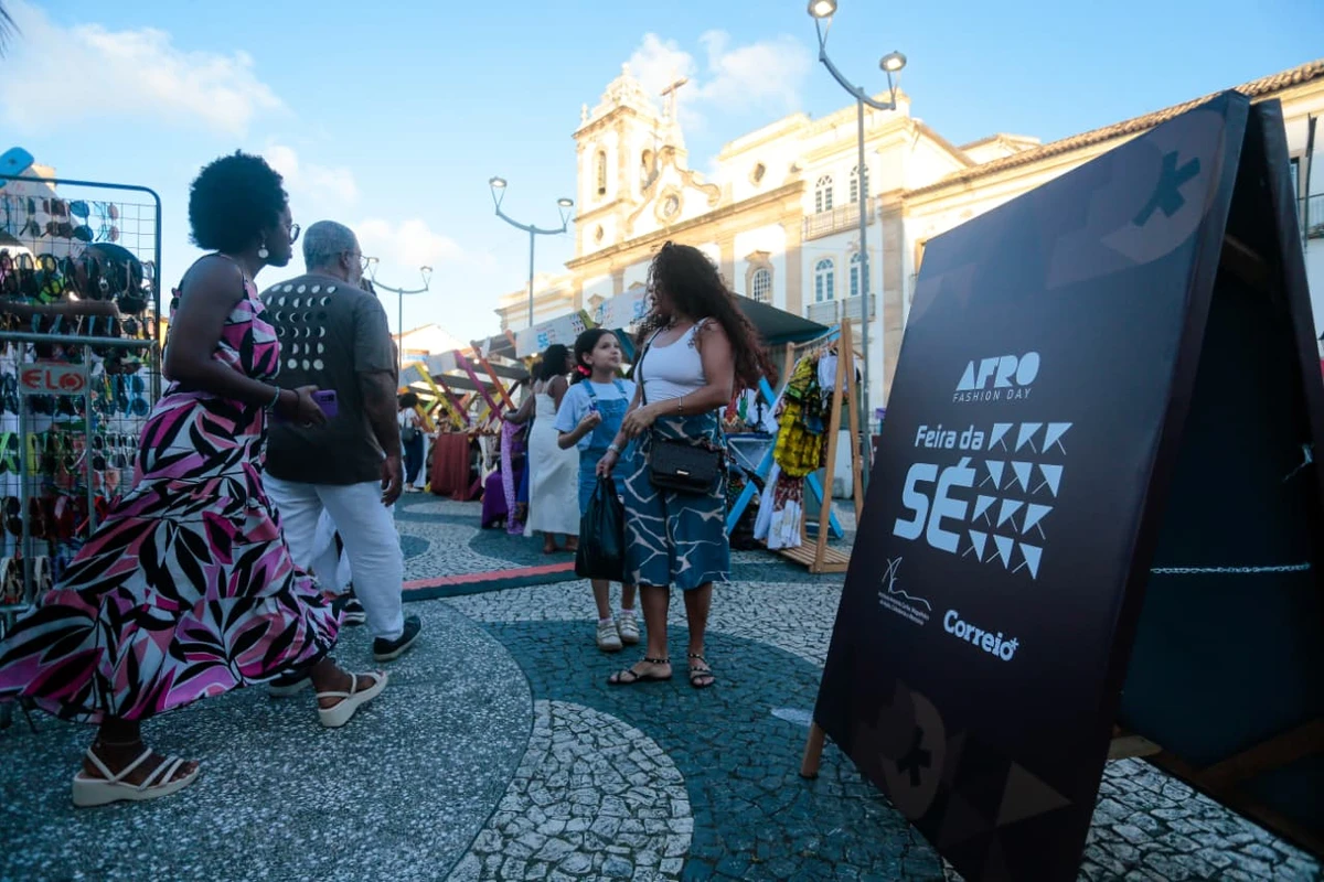 Bastidores do Afro Fashion Day e Feira da Sé por Arisson Marinho/CORREIO