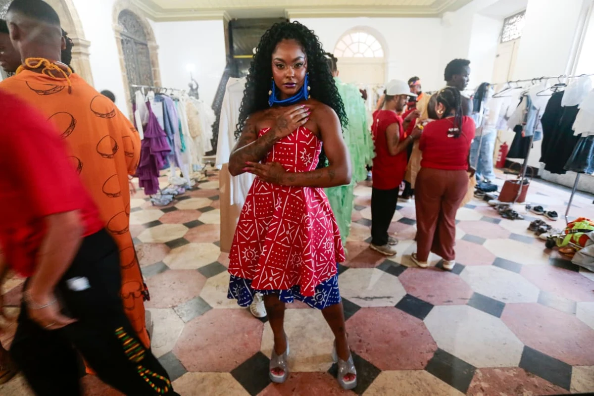 Bastidores do Afro Fashion Day e Feira da Sé por Arisson Marinho/CORREIO