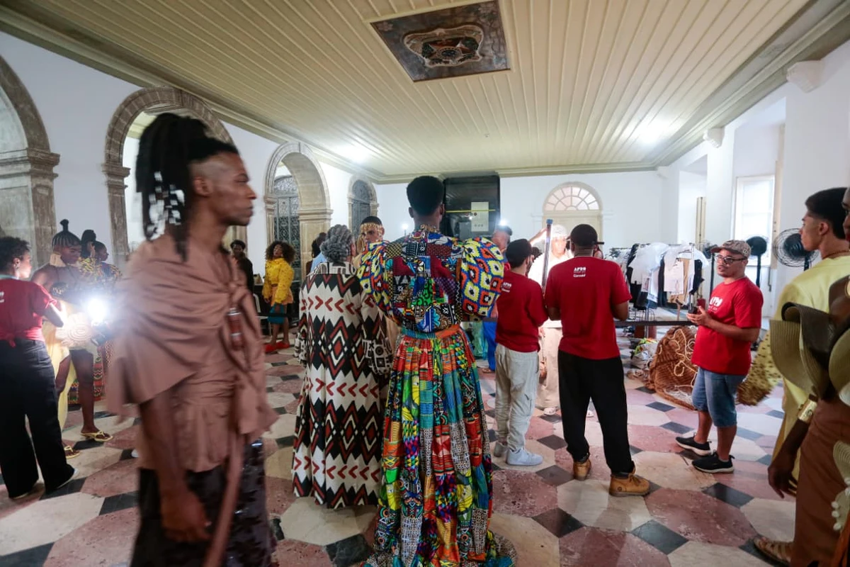 Bastidores do Afro Fashion Day e Feira da Sé por Arisson Marinho/CORREIO
