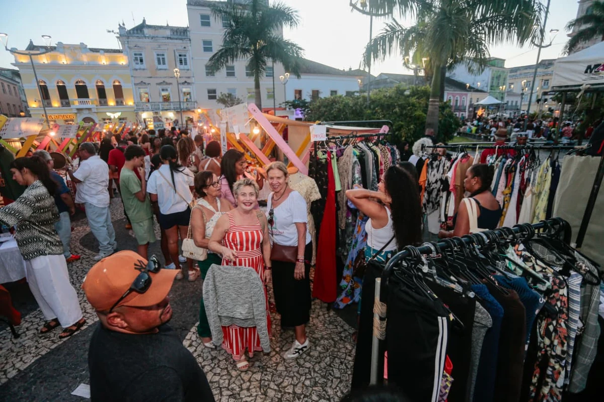 Bastidores do Afro Fashion Day e Feira da Sé por Arisson Marinho/CORREIO