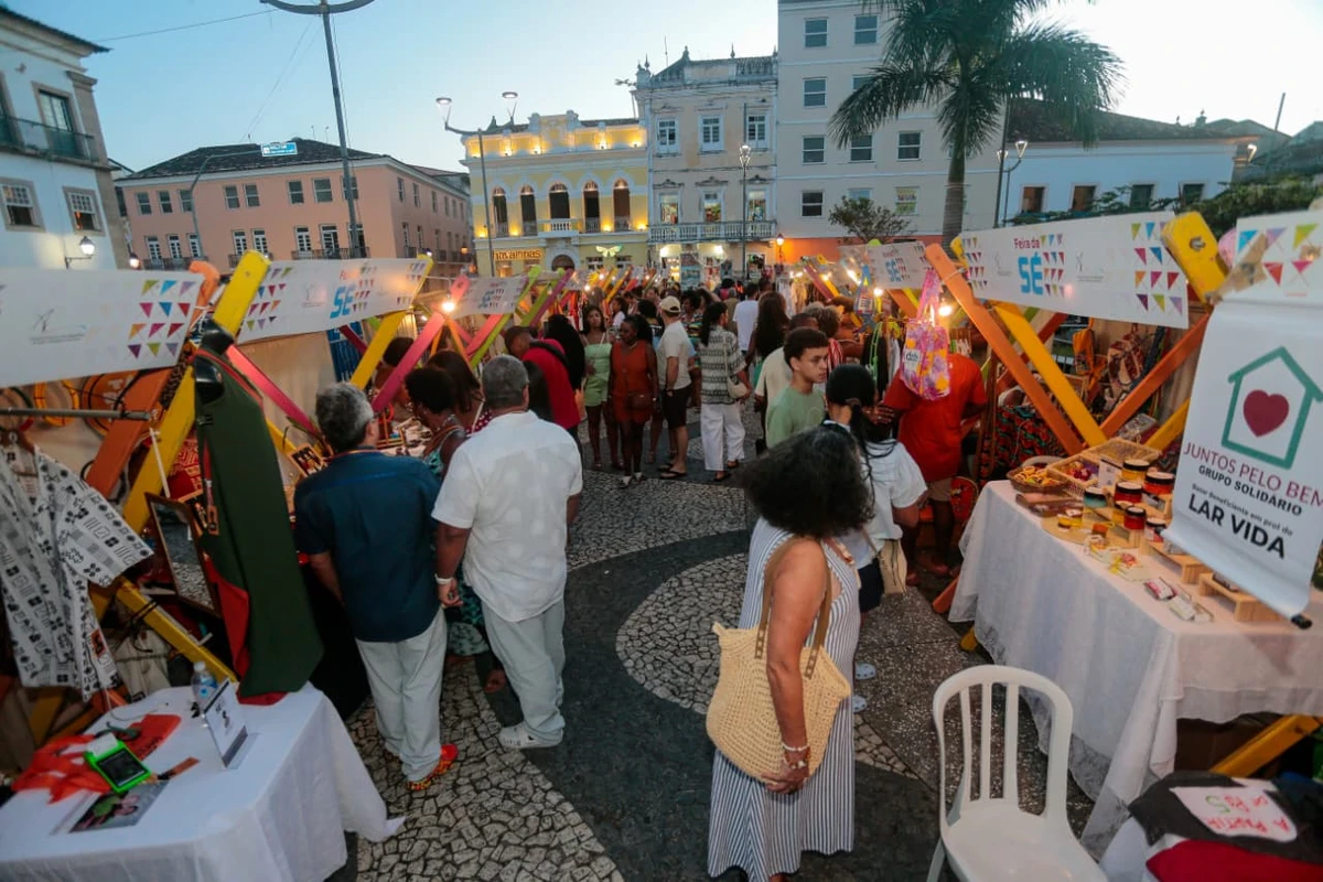 Bastidores do Afro Fashion Day e Feira da Sé por Arisson Marinho/CORREIO