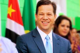 Acir Filló escreveu livro na cadeia por Reprodução