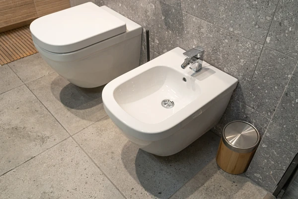 Bidê por Shuttertock