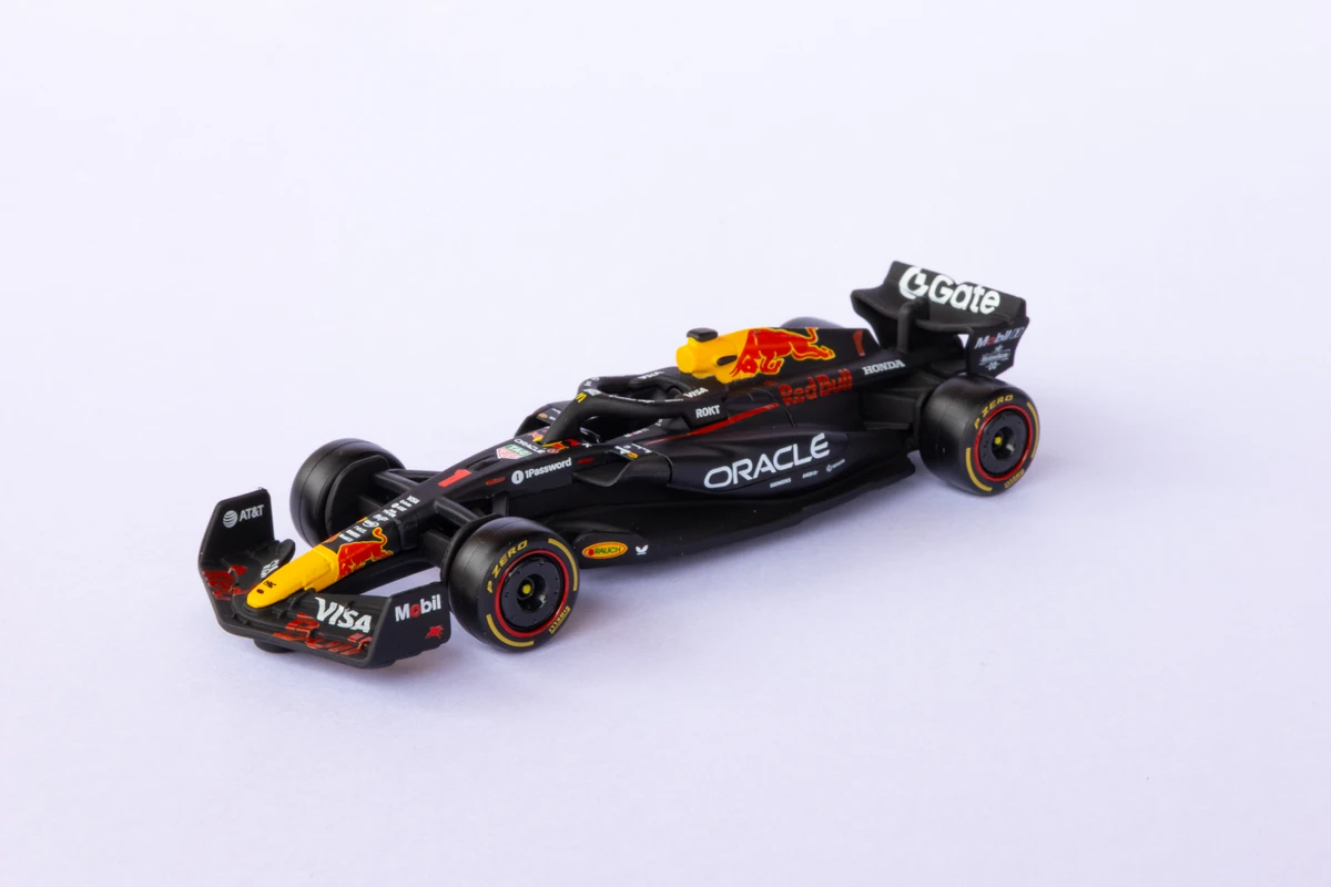 Carro RB21, de Max Verstappen, terá miniatura exclusiva no McDonald's por Fabio Piva/Divulgação