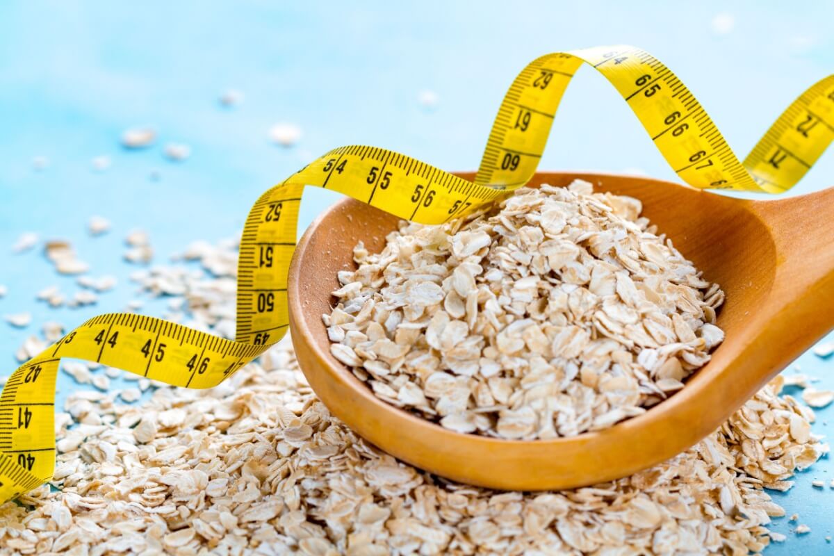 O cuidado com a alimentação ajuda na perda de peso (Imagem: goffkein.pro | Shutterstock)