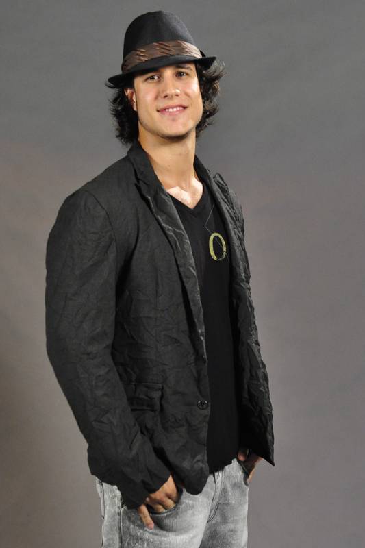 Emiliano D'Avila em "Avenida Brasil" por Reprodução