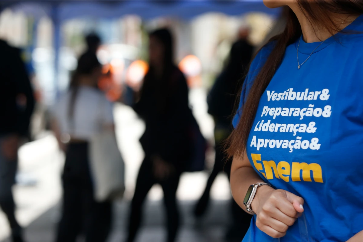 Estudantes farão Enem nos dias 9 e 16 de novembro