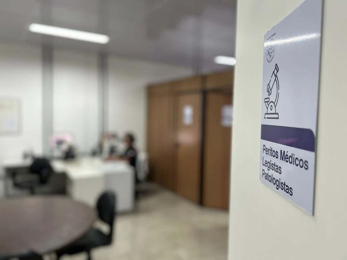 Reforma da Coordenação de Anatomia Patológica do IML por Divulgação / SSP e DPT