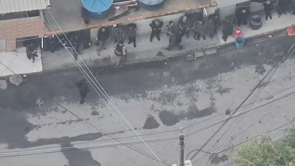 Serra da Misericórdia era trunfo do CV em confronto por Reprodução