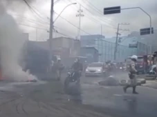 Imagem - Moradores protestam após morte durante operação contra o Comando Vermelho em Salvador