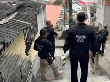 Imagem - Trinta e sete suspeitos de envolvimento com o CV são presos em megaoperação da PC; um morreu