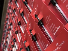 Imagem - Faber-Castell e Faculdade Anhanguera distribuem 60 mil canetas e promovem aulões gratuitos para o ENEM em SP e Salvador