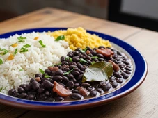 Imagem - Fim de uma era? O que explica os brasileiros estarem comendo cada vez menos arroz e feijão