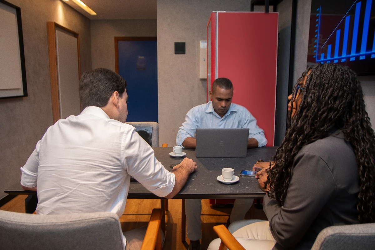 Espaço inédito oferece salas comerciais dentro do estádio, com infraestrutura completa, serviços inclusos e vista privilegiada para um dos maiores símbolos do futebol baiano por Divulgação