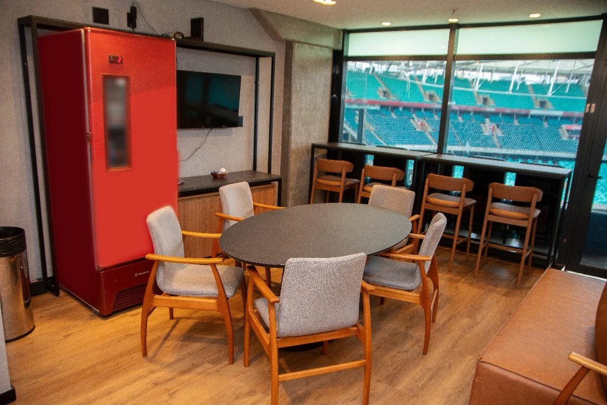 Espaço inédito oferece salas comerciais dentro do estádio, com infraestrutura completa, serviços inclusos e vista privilegiada para um dos maiores símbolos do futebol baiano por Divulgação