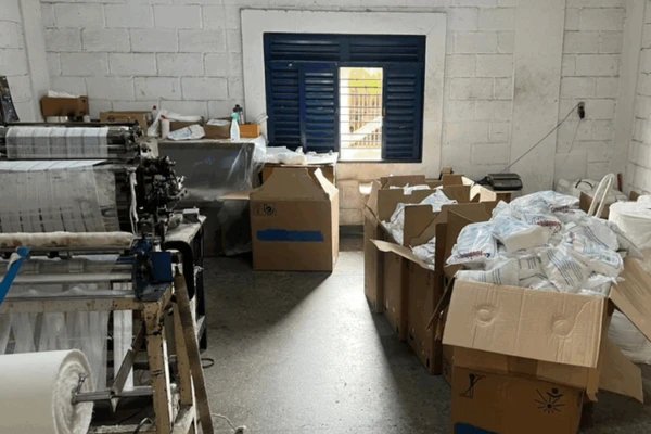 Fábrica clandestina foi fechada