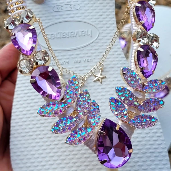  Chinelos Su Entre Linhas  por Reprodução/Instagram