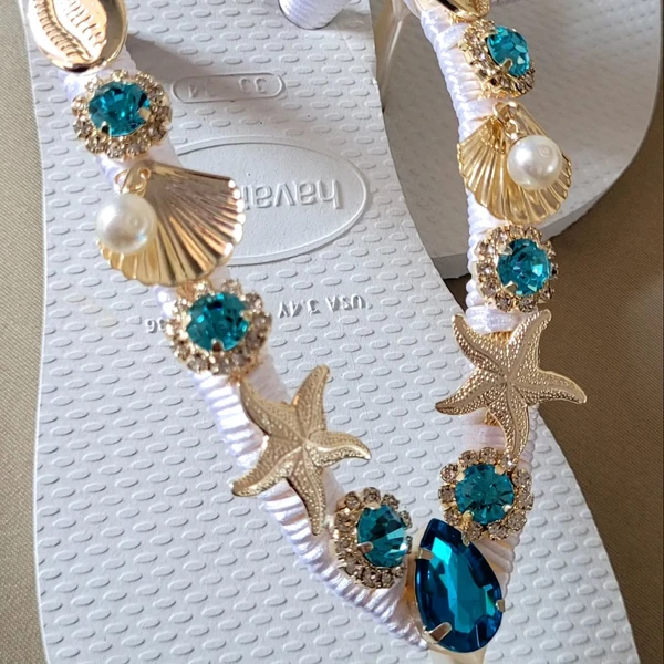  Chinelos Su Entre Linhas  por Reprodução/Instagram