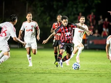Imagem - Vitória x Internacional: veja onde assistir, escalações e arbitragem
