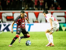 Imagem - Vitória x Internacional: veja onde assistir ao vivo, escalações e arbitragem