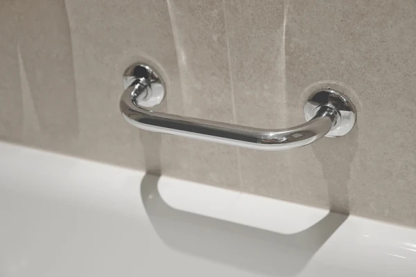 Acidentes domésticos podem ser evitados por Shutterstock