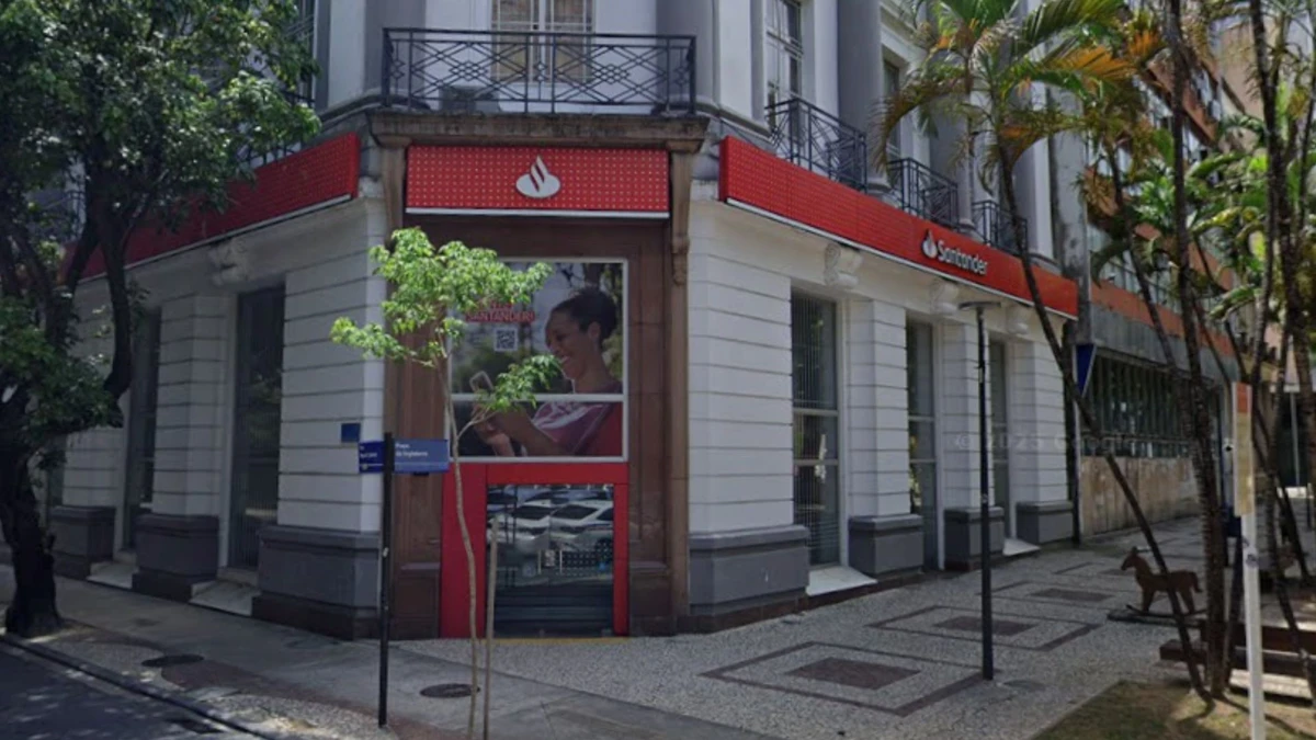 Agência do Santander no Comércio, em Salvador