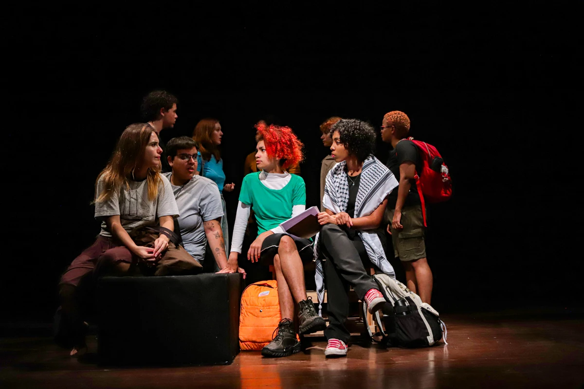 Espetáculo Cartas de Gaza por Lany Cruz